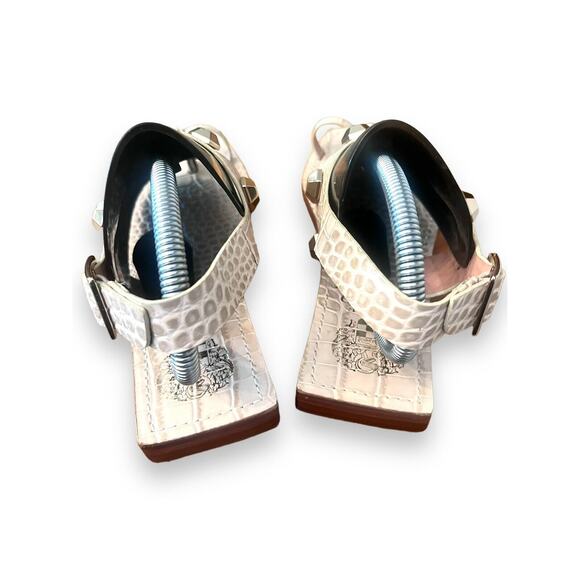 Vince Camuto Leather Toe Loop Sandals Dailette Size 5.5 M Beige Animal Print - Picture 3 of 5